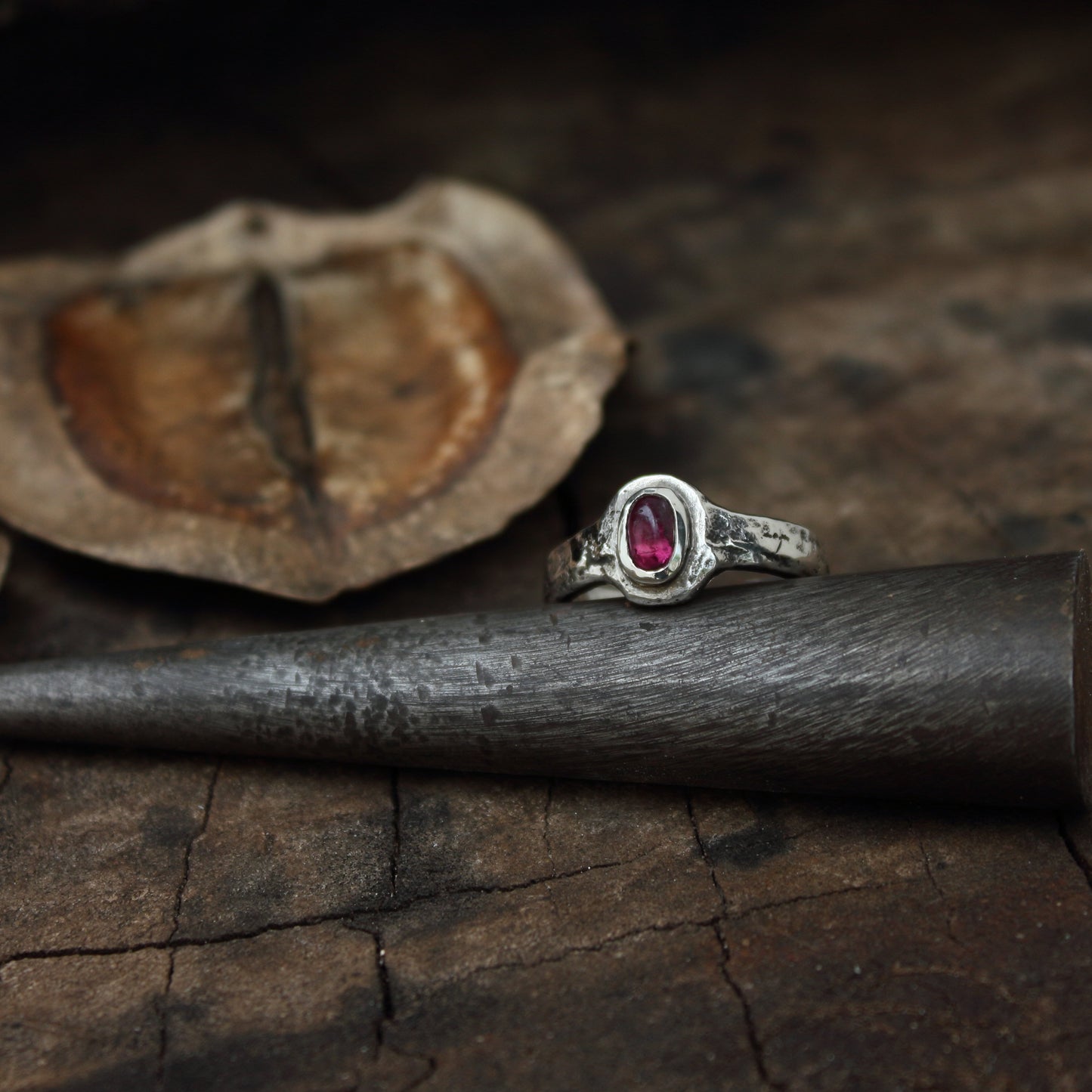 Anillo de Turmalina Rosa y Plata de Ley | Hecho a Mano Talla 16 (7 1/2US) - ArenasJewelry