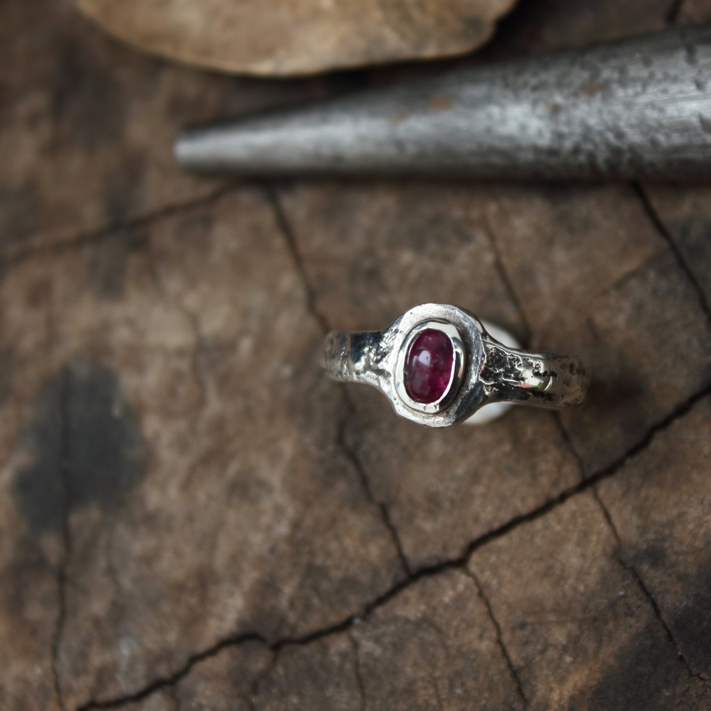 Anillo de Turmalina Rosa y Plata de Ley | Hecho a Mano Talla 16 (7 1/2US) - ArenasJewelry