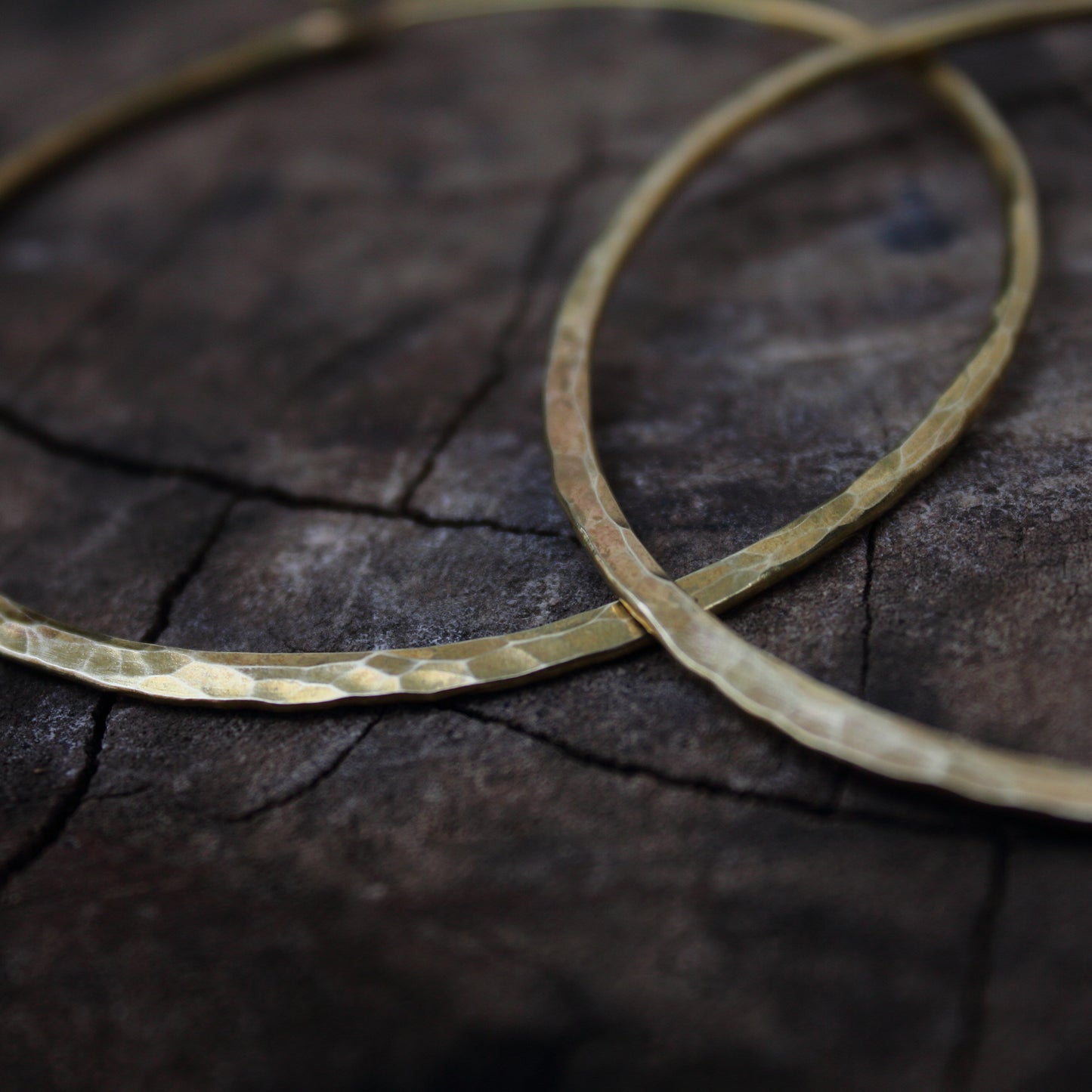 Aros martillados de dorados Grande, Medianos y Pequeños