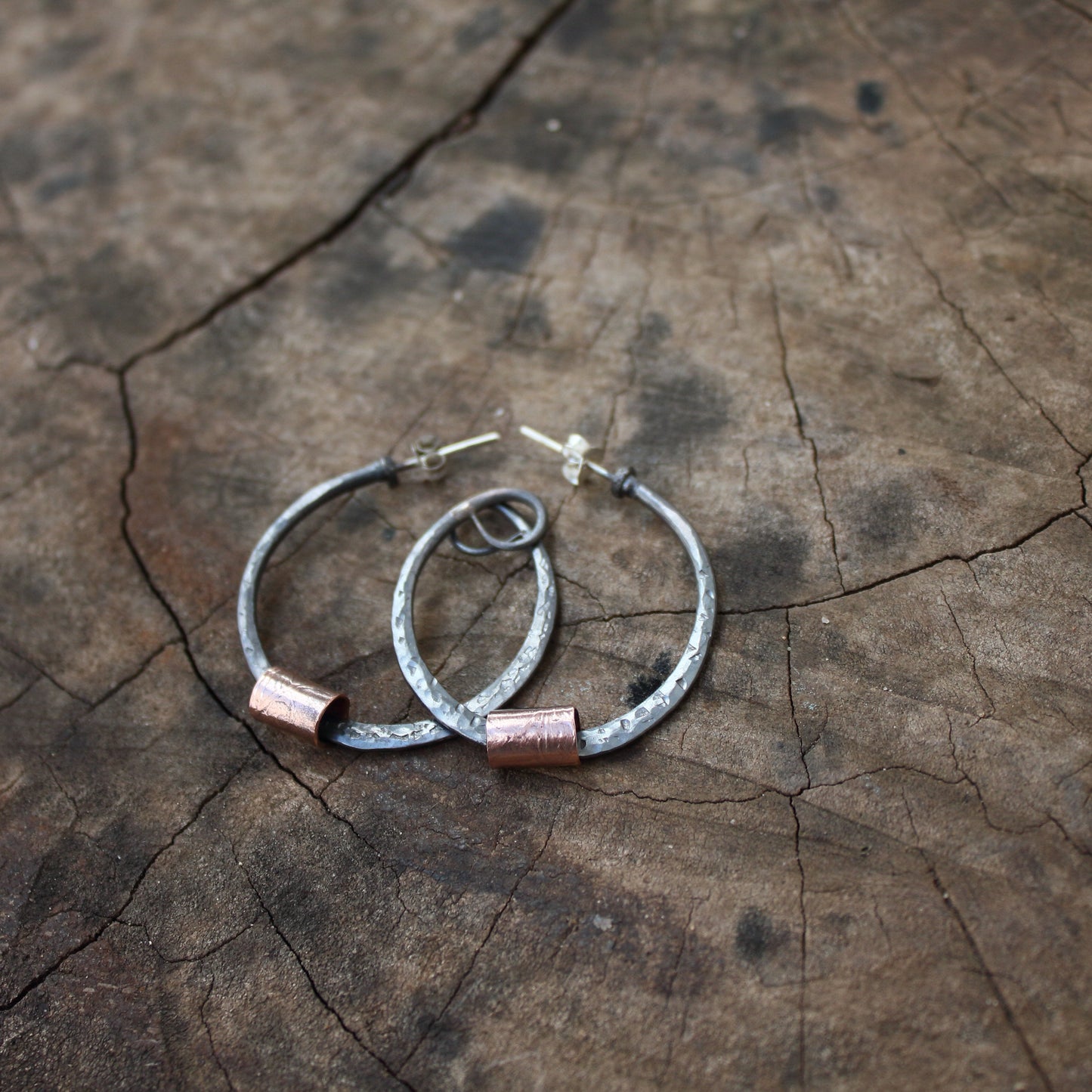 Aros de Plata Vieja 925 Maciza y Cobre Con Cierre de Presión | Arenas Jewelry - ArenasJewelry