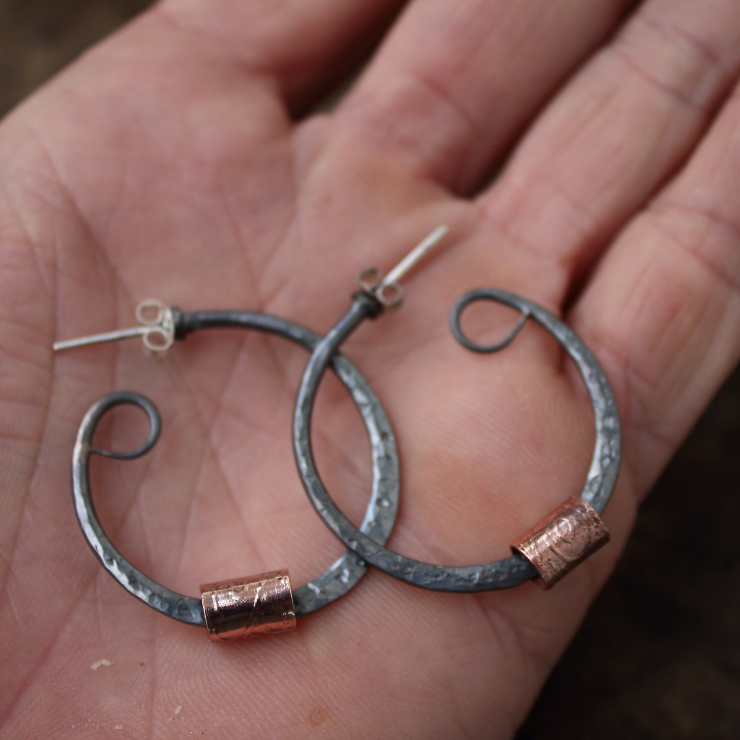 Aros de Plata Vieja 925 Maciza y Cobre Con Cierre de Presión | Arenas Jewelry - ArenasJewelry