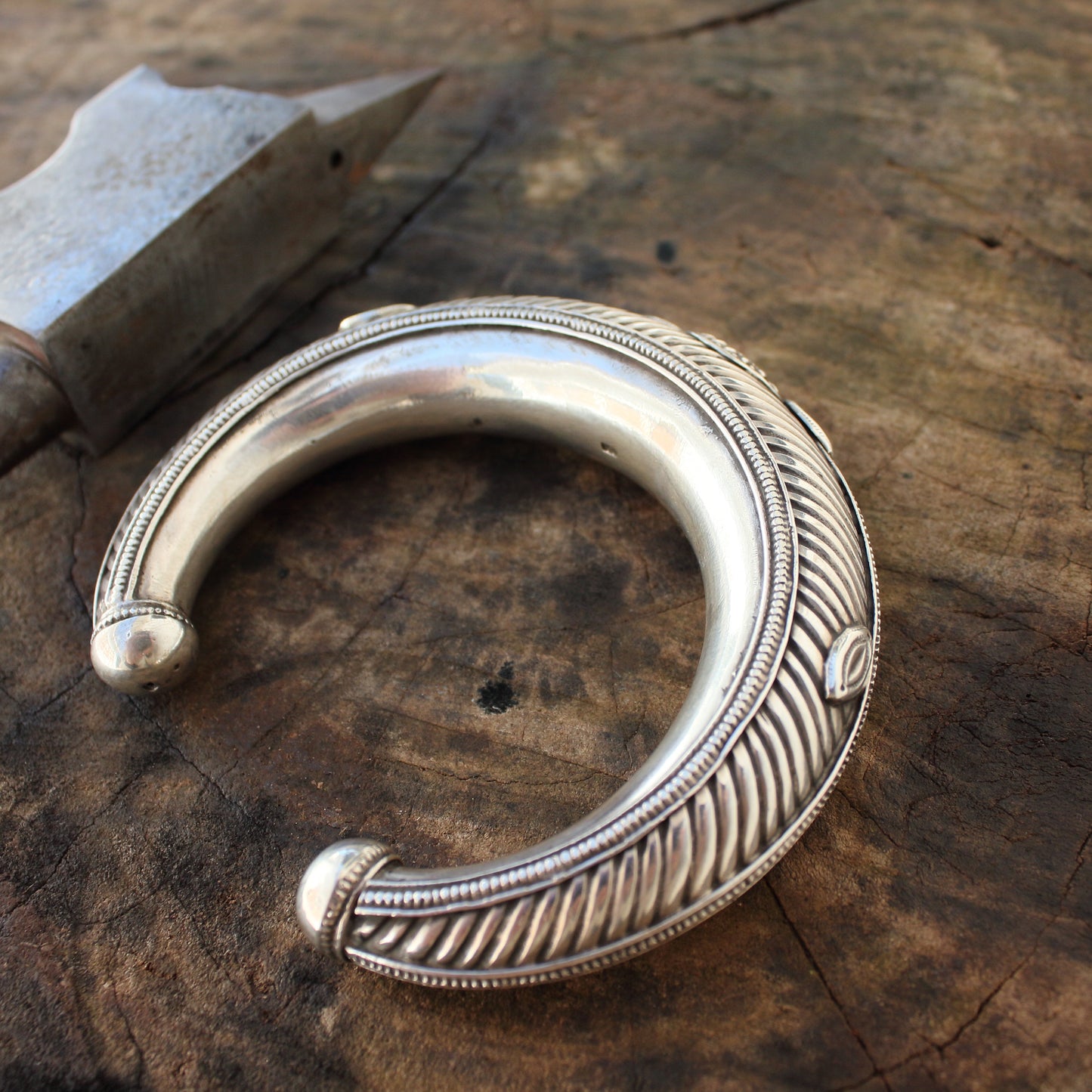 Pulsera Grande de Plata Ornamentada | Arenas Jewelry - ArenasJewelry