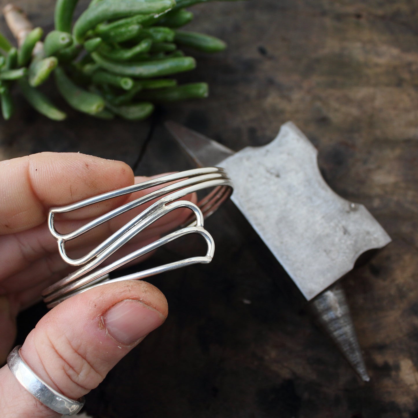Pulsera de Plata Modelo Olas Cerrada | Arenas Jewelry - ArenasJewelry