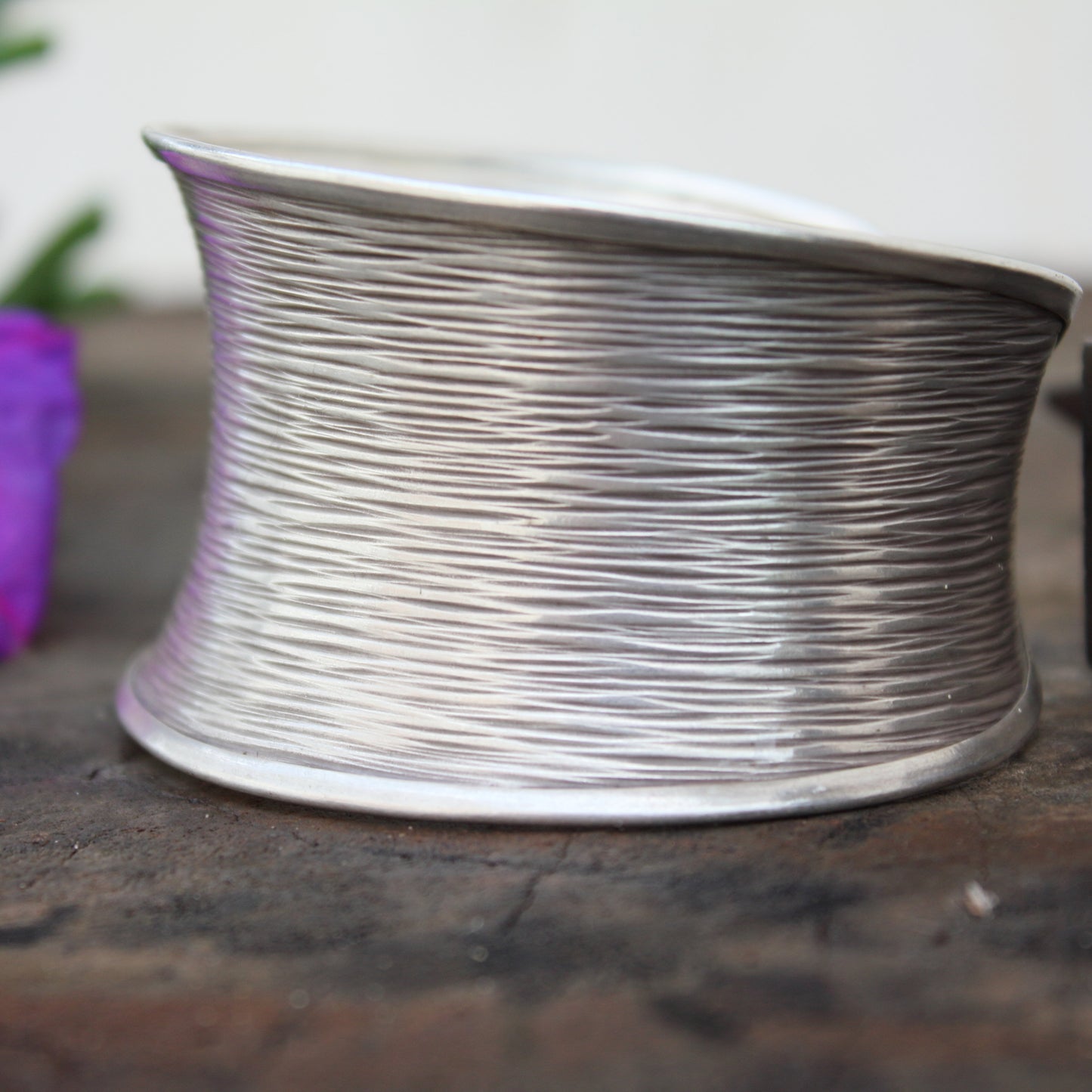 Pulsera Acha de Plata Ornamentada con Textura Rayas | Arenas Jewelry - ArenasJewelry
