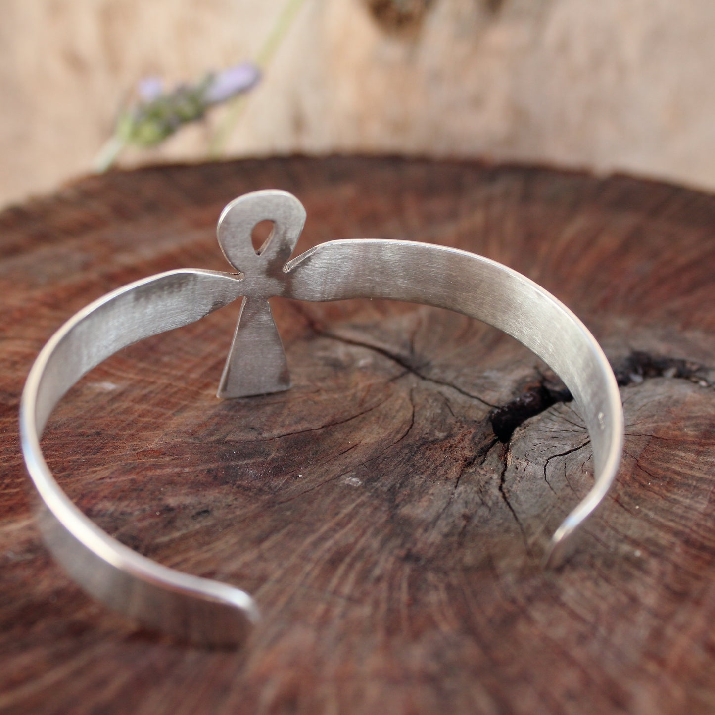Pulsera de Cruz Ankh - Brazalete Rígido Abierto de Plata 925 | Arenas Jewelry - ArenasJewelry