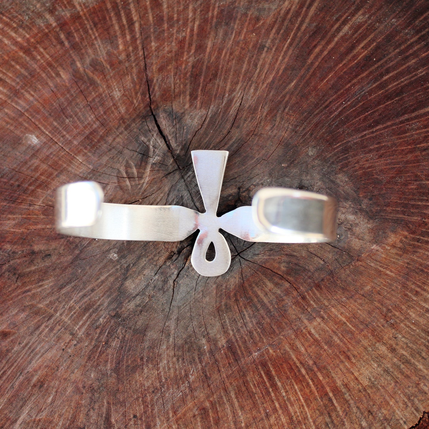 Pulsera de Cruz Ankh - Brazalete Rígido Abierto de Plata 925 | Arenas Jewelry - ArenasJewelry
