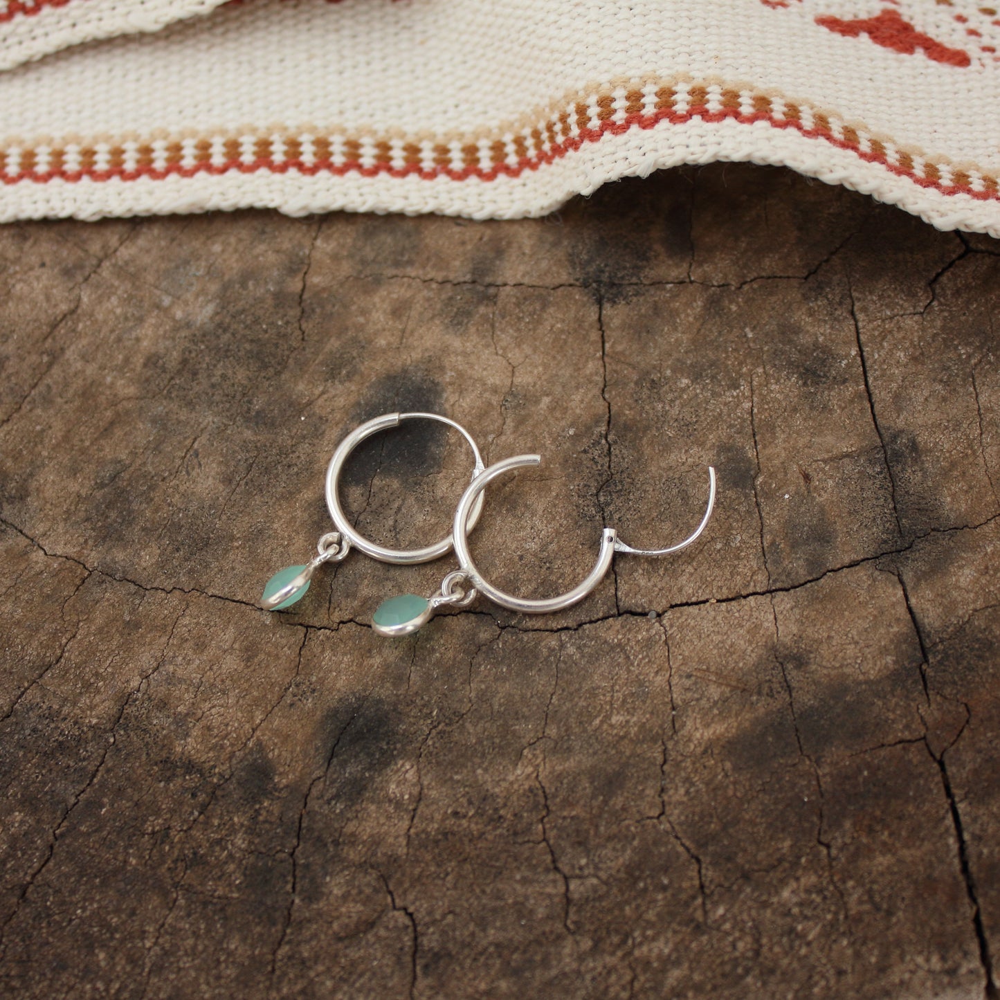 Aros de Plata con Piedras Naturales | Pendientes Hechos a Mano | Diseño Minimalista Unisex - ArenasJewelry