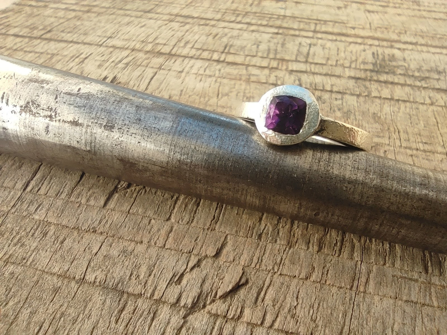 Anillo de Amatista Talla Cojín y Plata de Ley | Hecho a Mano Talla 14 - ArenasJewelry