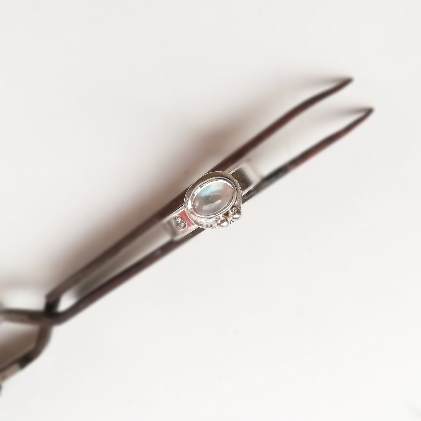 Anillo de Piedra Luna, Circonita y Plata de Ley | Hecho a Mano Talla 12 (5 3/4 US) - ArenasJewelry