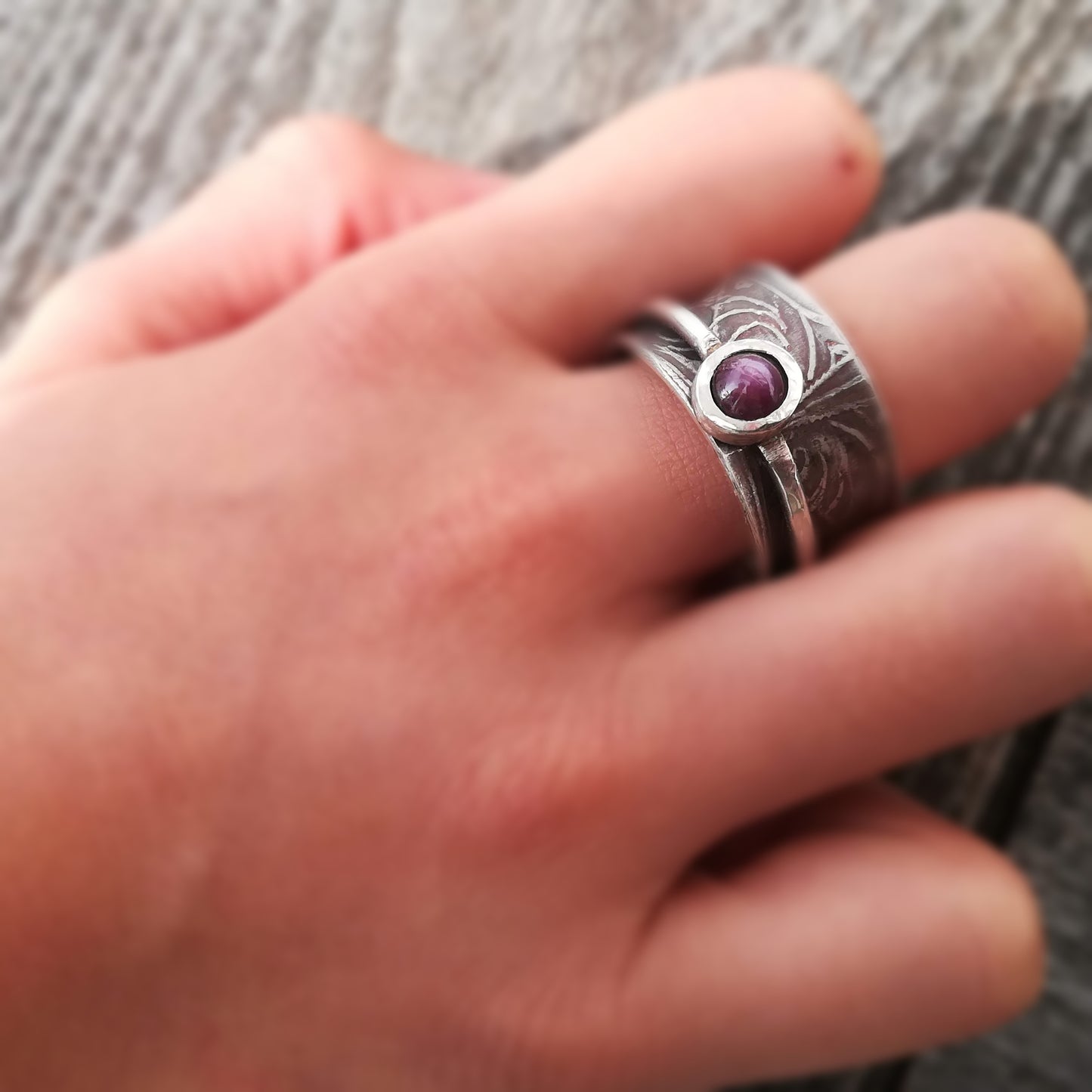 Anillo Giratorio Rubí Estrella y Plata de Ley - Talla 19 - ArenasJewelry