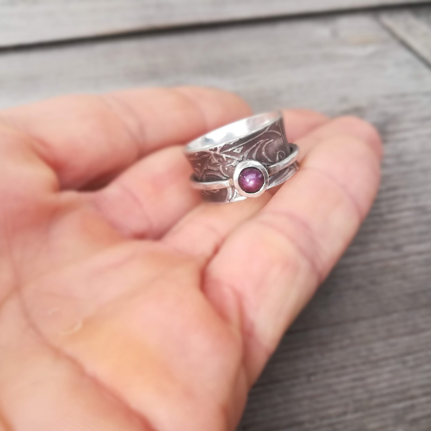 Anillo Giratorio Rubí Estrella y Plata de Ley - Talla 19 - ArenasJewelry