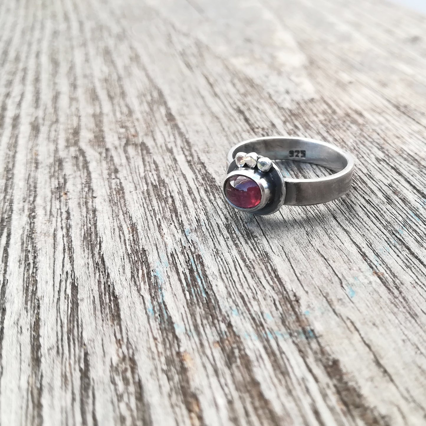 Anillo de Turmalina y Plata de Ley | Hecho a Mano Talla 15 (7 1/2US) - ArenasJewelry