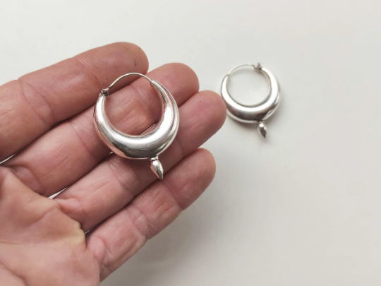 Aros de Plata - Aros Gipsy 30mm Pico Liso - ArenasJewelry
