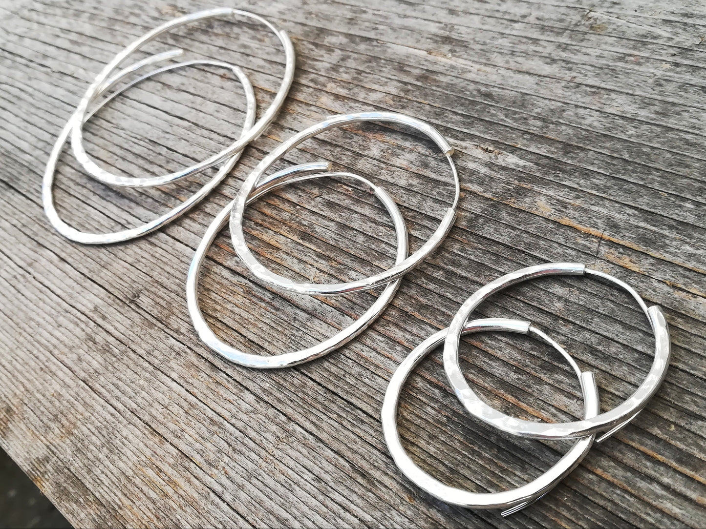 Aros martillados en Plata de Ley | Grande, Medianos y Pequeños - ArenasJewelry