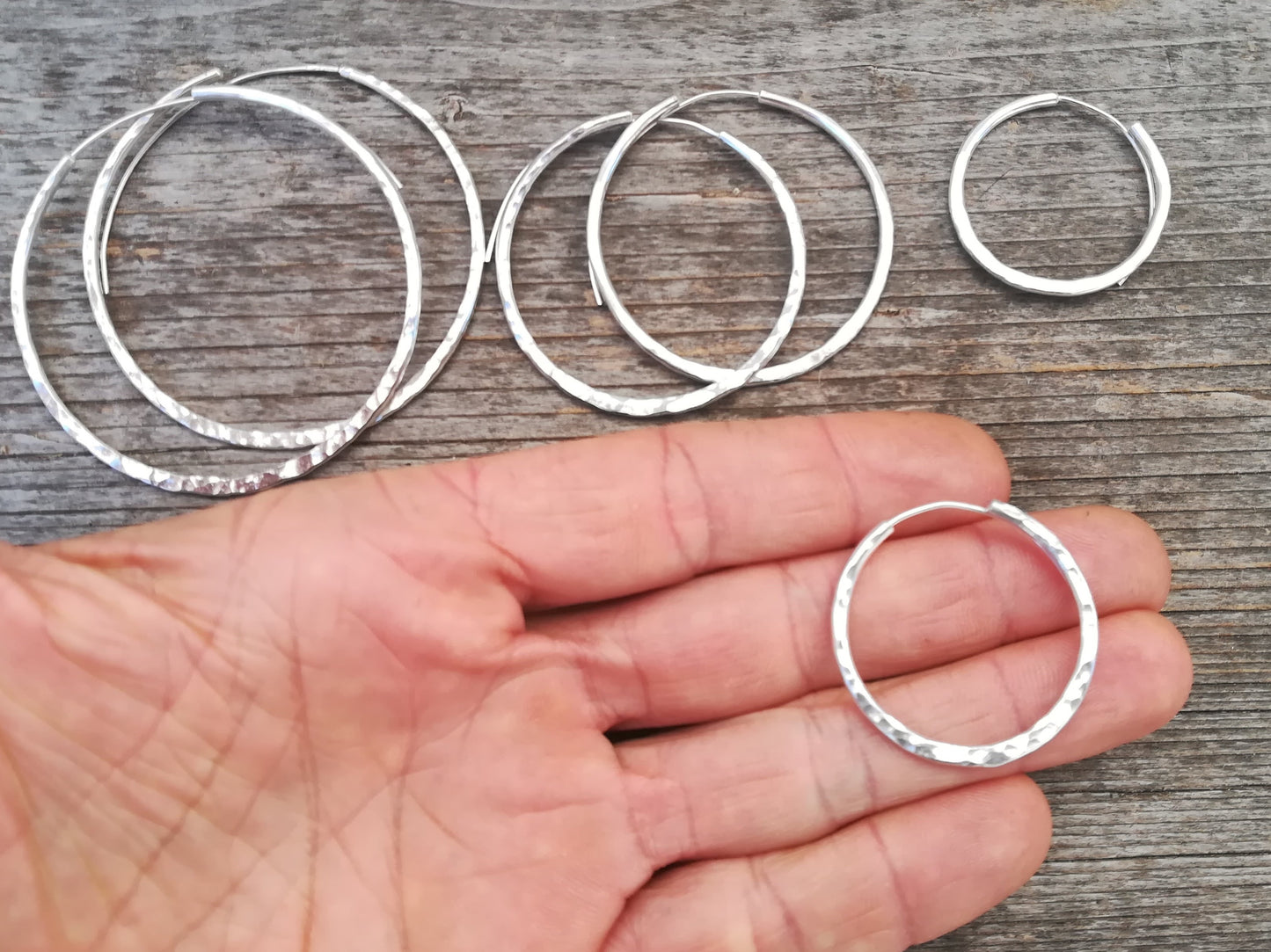 Aros martillados en Plata de Ley | Grande, Medianos y Pequeños - ArenasJewelry