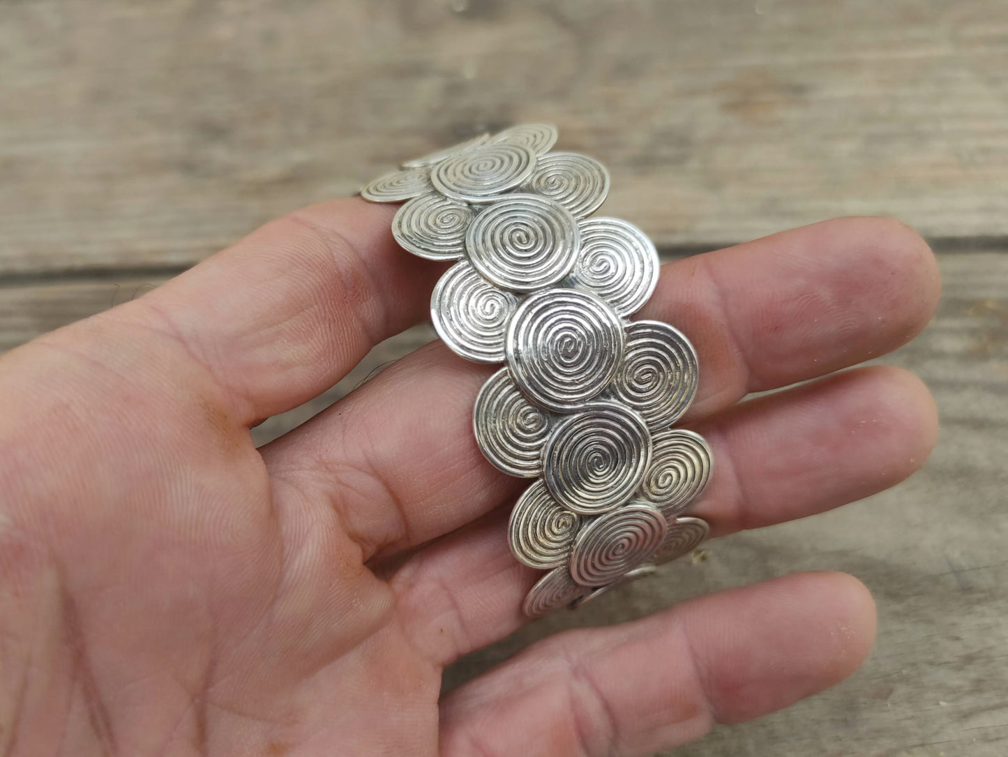 Pulsera Rígida de Plata de Ley con Espirales - ArenasJewelry