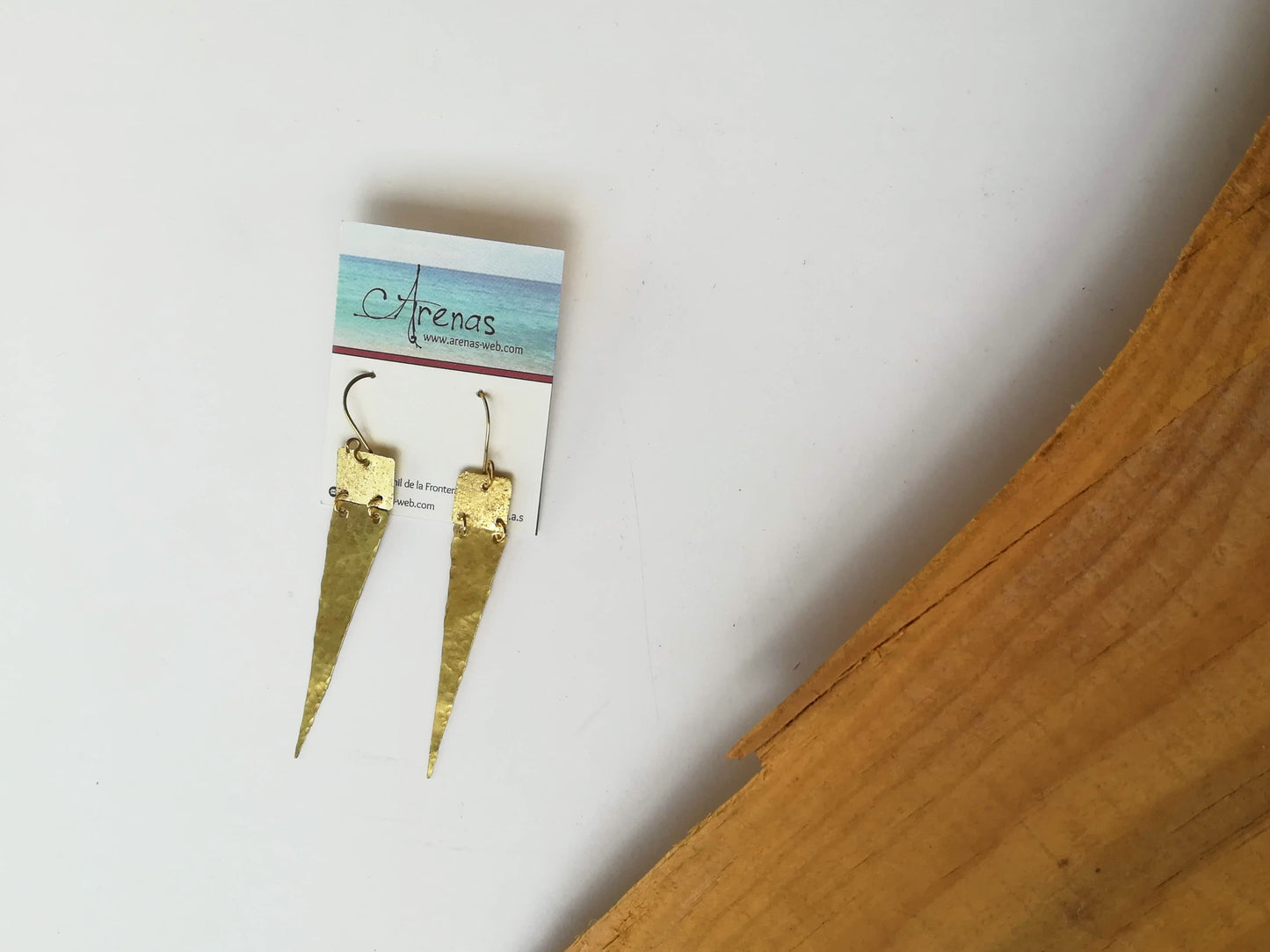 Pendientes de largos de Latón con pico triangular - ArenasJewelry