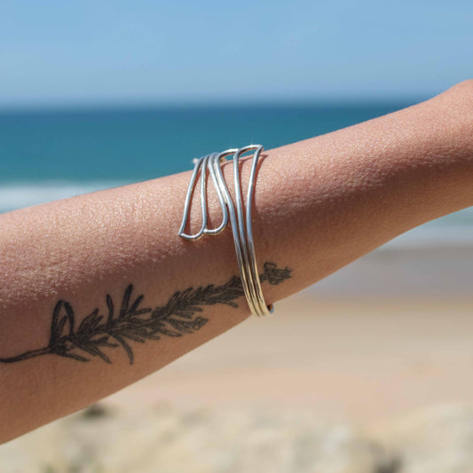 Pulsera de Plata Modelo Olas Cerrada | Arenas Jewelry - ArenasJewelry