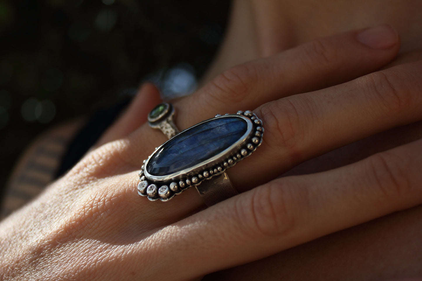 Anillo de Labradorita y  Circonitas en Plata de Ley | Hecho a Mano Talla 17