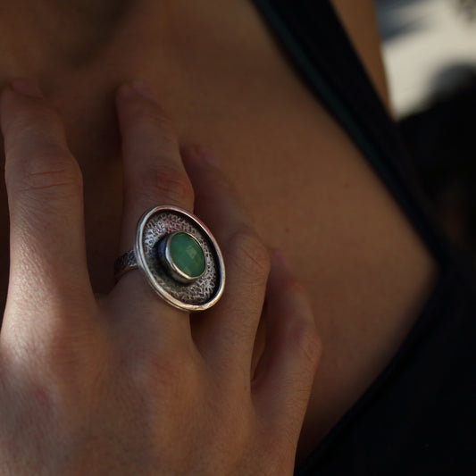 Anillo Grande de Plata de Ley y Gema Crisoprasa nº 15