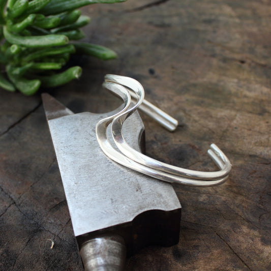 Pulsera de Plata Modelo Ola | Arenas Jewelry - ArenasJewelry