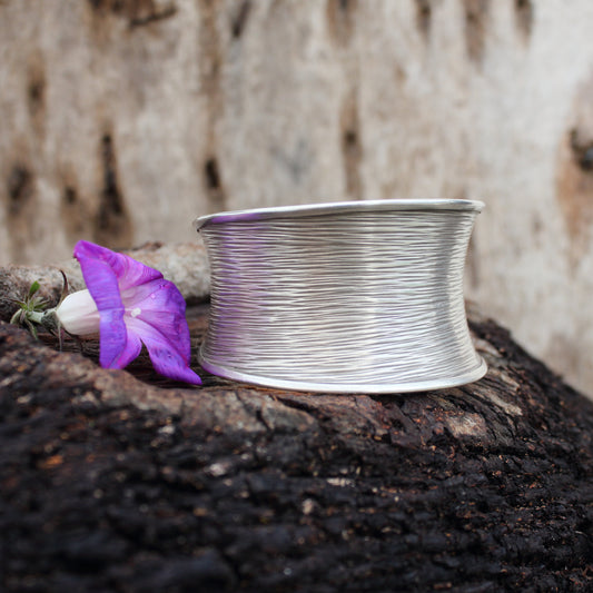 Pulsera Acha de Plata Ornamentada con Textura Rayas  | Arenas Jewelry - ArenasJewelry