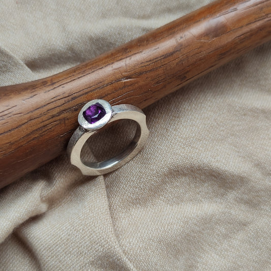 Anillo de Amatista Talla Cojín y  Plata de Ley | Hecho a Mano Talla 14 - ArenasJewelry