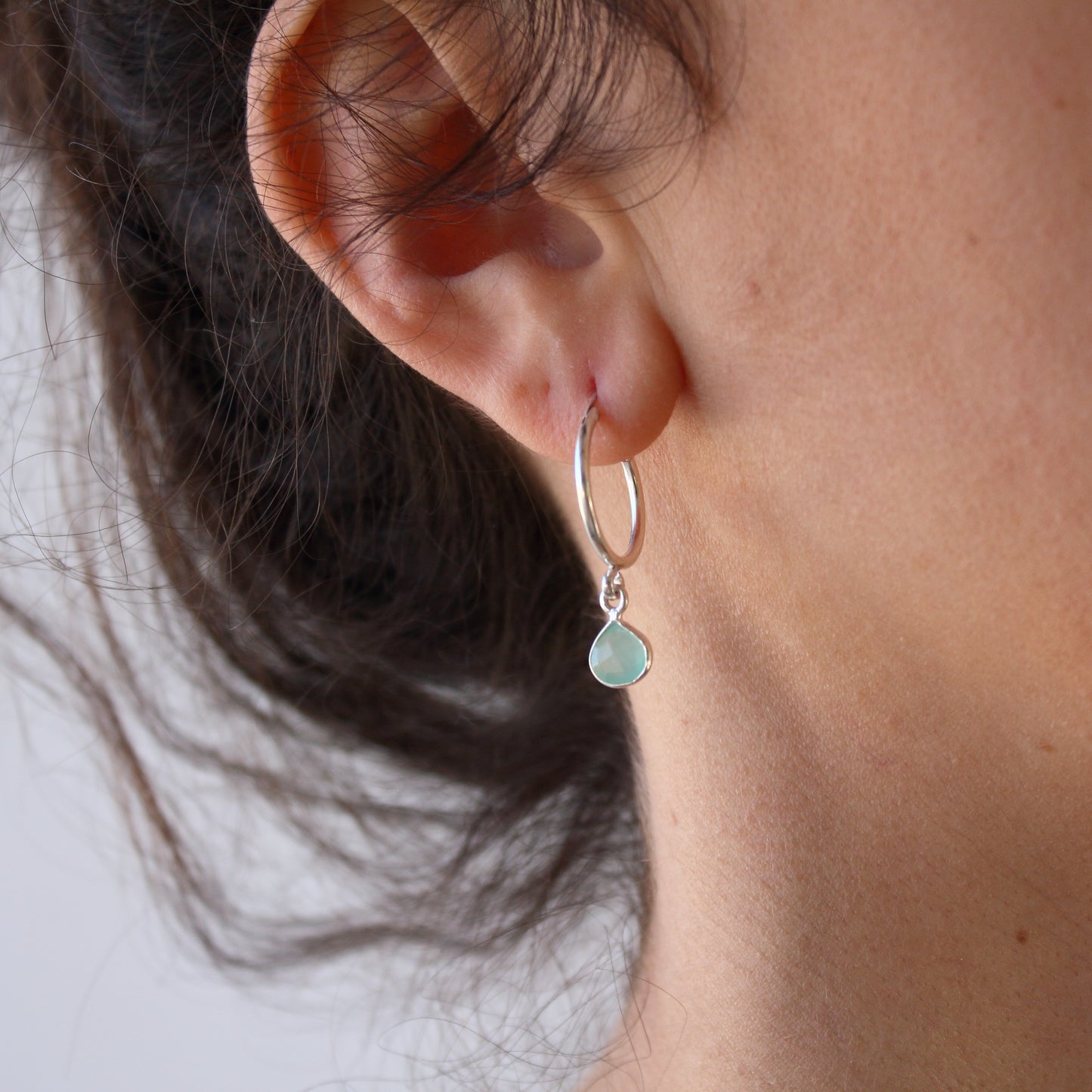 Aros de Plata con Piedras Naturales | Pendientes Hechos a Mano | Diseño Minimalista Unisex - ArenasJewelry