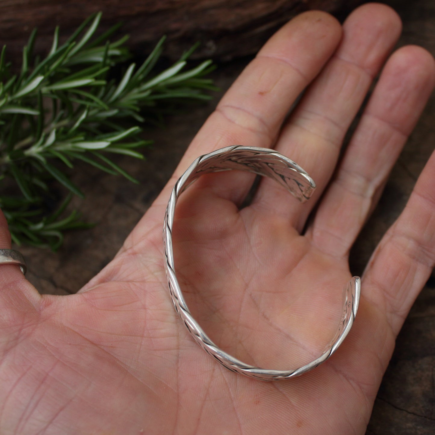 Pulsera rígida hecha a mano, brazalete ancho de plata trenzado, brazalete, pulsera