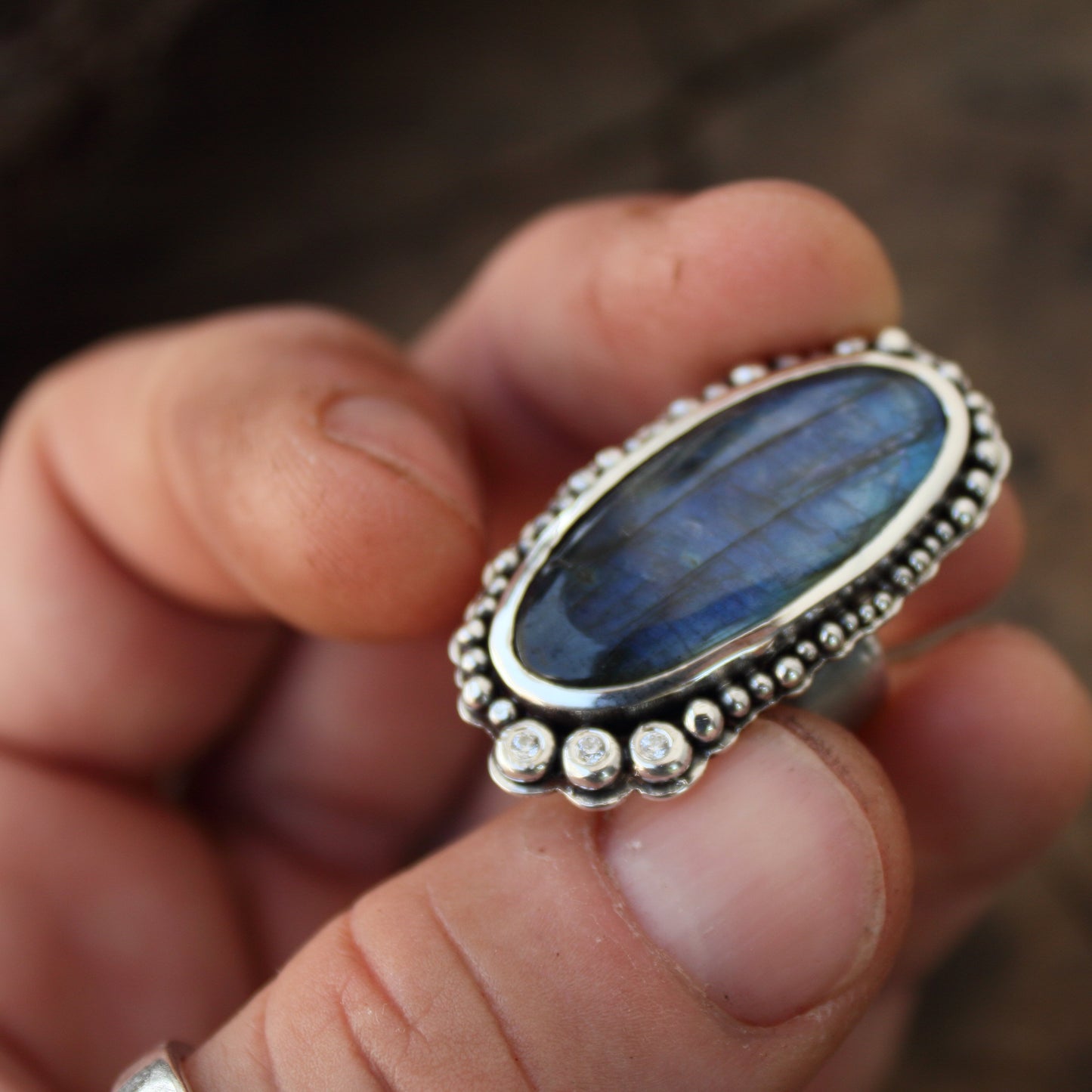 Anillo de Labradorita y  Circonitas en Plata de Ley | Hecho a Mano Talla 17