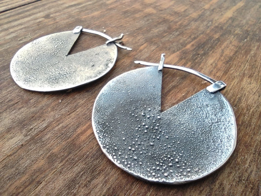 Aros Grandes 35mm de Plata de Ley envejecida - ArenasJewelry