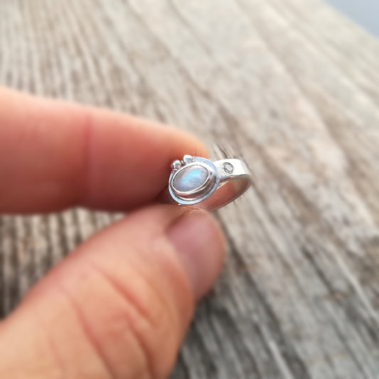 Anillo de Piedra Luna, Circonita y  Plata de Ley | Hecho a Mano Talla 12 (5 3/4 US) - ArenasJewelry