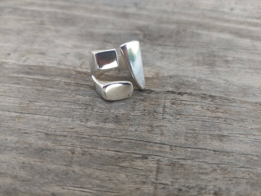 Anillo Geometrico de Plata Talla 16 - ArenasJewelry